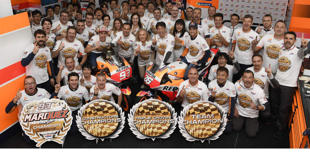 i-honda-katakta-to-2o-synechomeno-titlo-motogp-triple-crown-324172