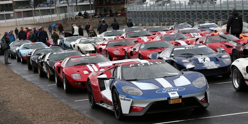 ford-gt40-le-mans-69-revival-me-ton-jacky-ickx-473453
