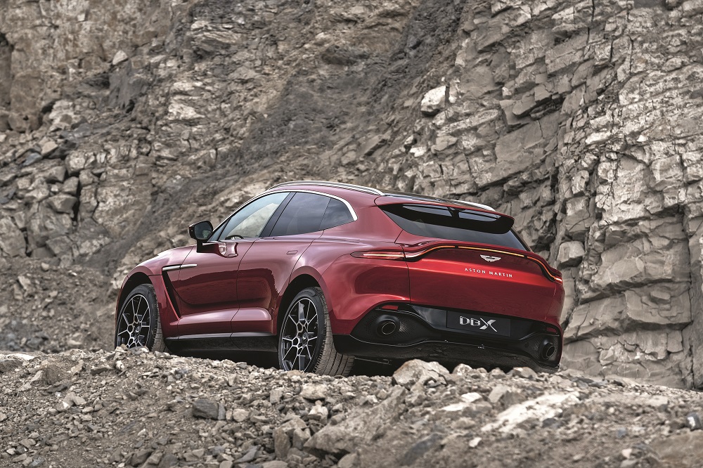 aston-martin-dbx-oi-vretanoi-echoun-ton-tropo-tous-608315