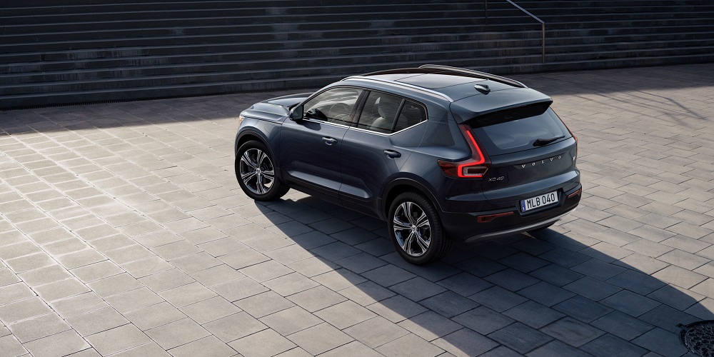 volvo-xc40-entyposiaki-anesi-se-compact-diastaseis-614624