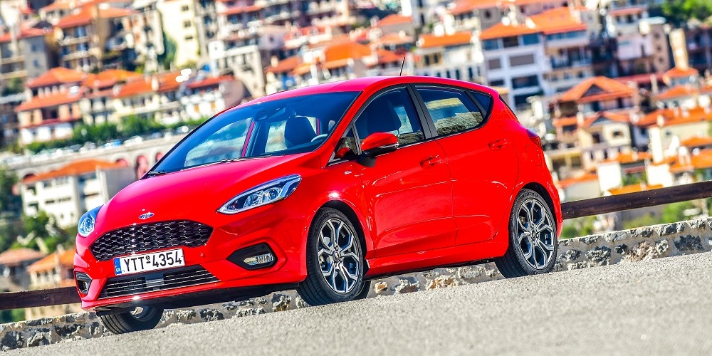 kalyteres-epidoseis-chamiloteri-katanalosi-to-ipio-yvridiko-ford-fiesta-st-line-616786