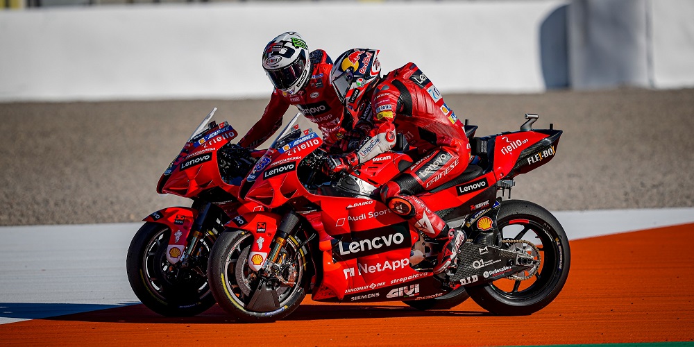 motogp-valencia-o-bagnaia-odigei-to-proto-1-2-3-gia-tin-ducati-627232