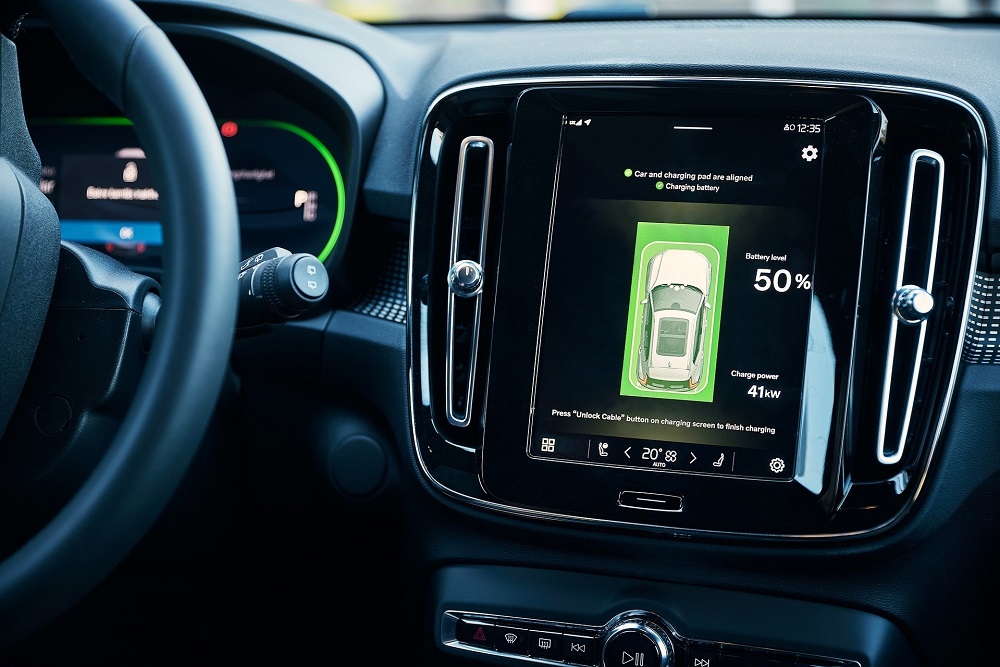 Volvo: Σε δοκιμαστικό στάδιο η τεχνολογία ασύρματης φόρτισης EV - ΕΛΛΑΔΑ
