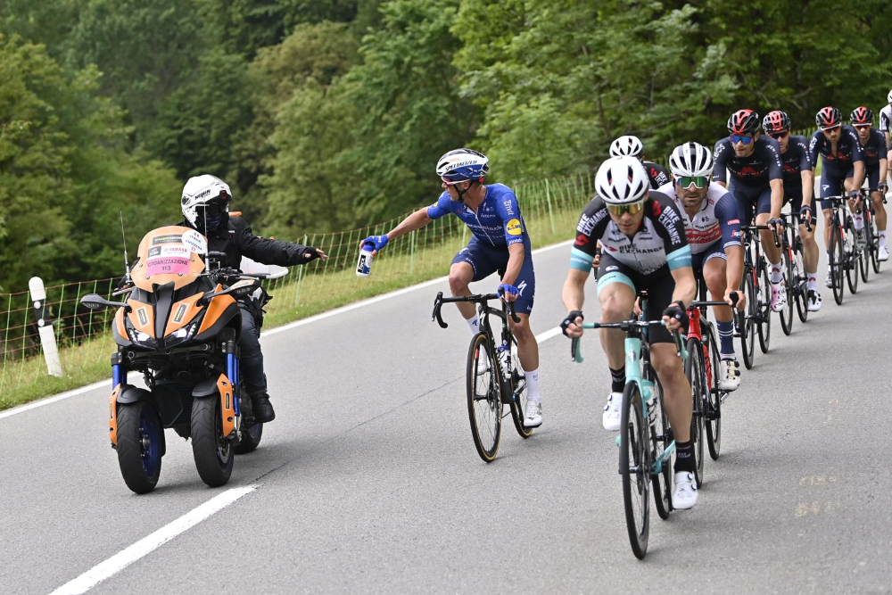 i-yamaha-episimos-synergatis-sta-grand-cycling-tours-of-europe-635349