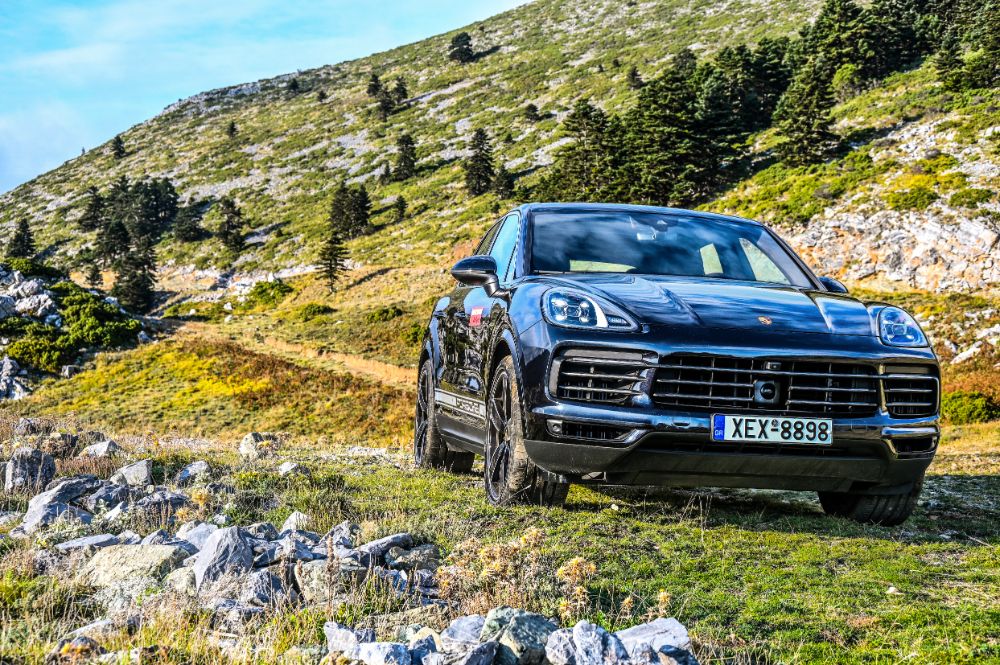 Cayenne E-Hybrid: Η πιο πετυχημένη Porsche! - Περιβάλλον