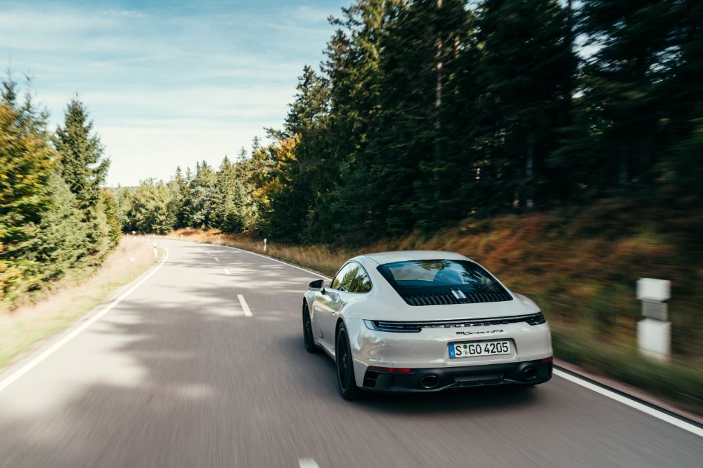Αποστολή στη Στουτγάρδη: Οδηγώντας τη γκάμα GTS της Porsche - ΕΠΙΧΕΙΡΗΣΕΙΣ