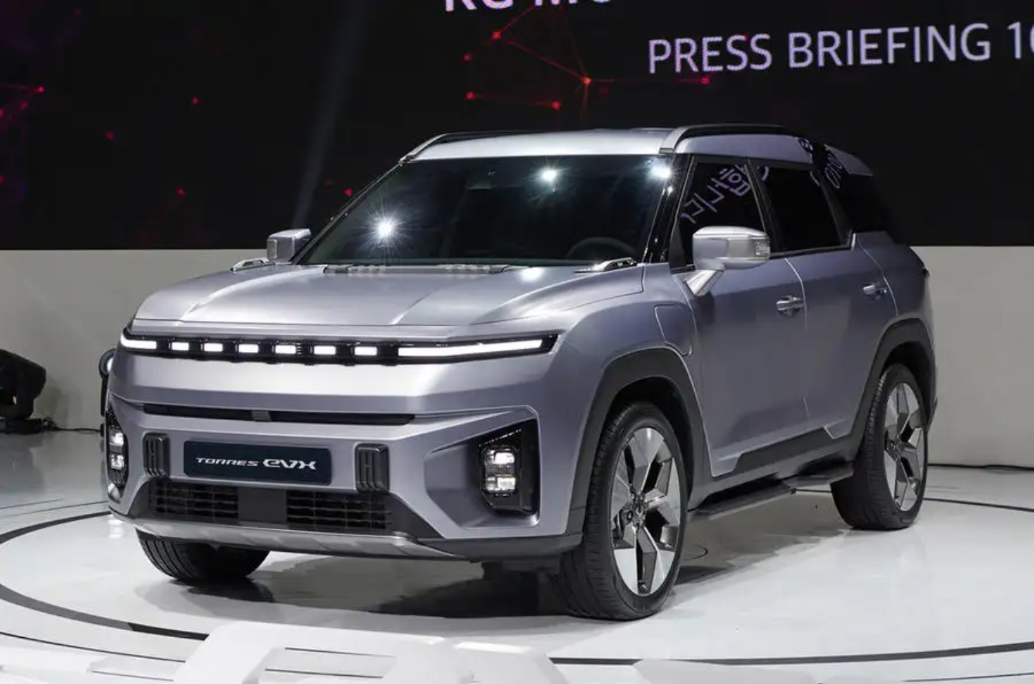 erchetai-to-neo-ilektriko-montelo-tis-ssangyong-torres-ev-x-664064