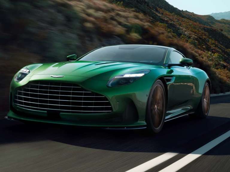 apokalyfthike-i-nea-aston-martin-db12-to-proto-super-tourer-670127