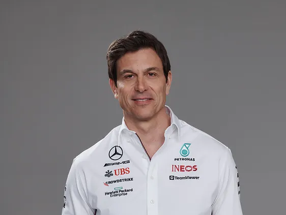 stochos-erevnas-tis-fia-o-toto-wolff-tis-mercedes-kai-i-syzygos-tou-susie-wolff-693915