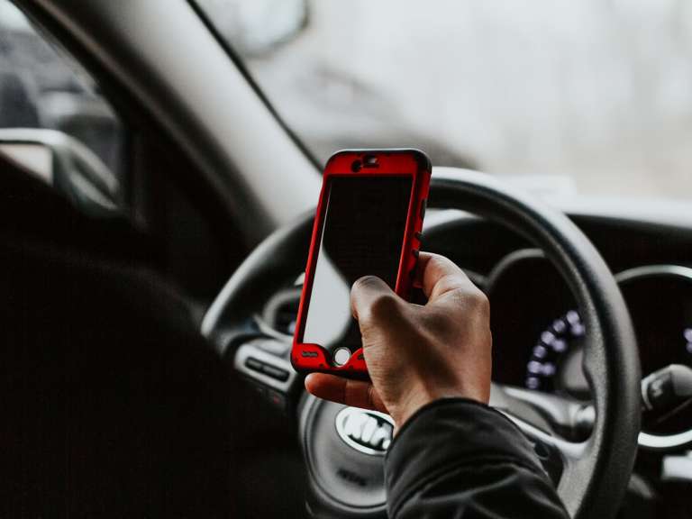 texting-driving-i-mastiga-pou-kostizei-kathimerina-zoes-704585