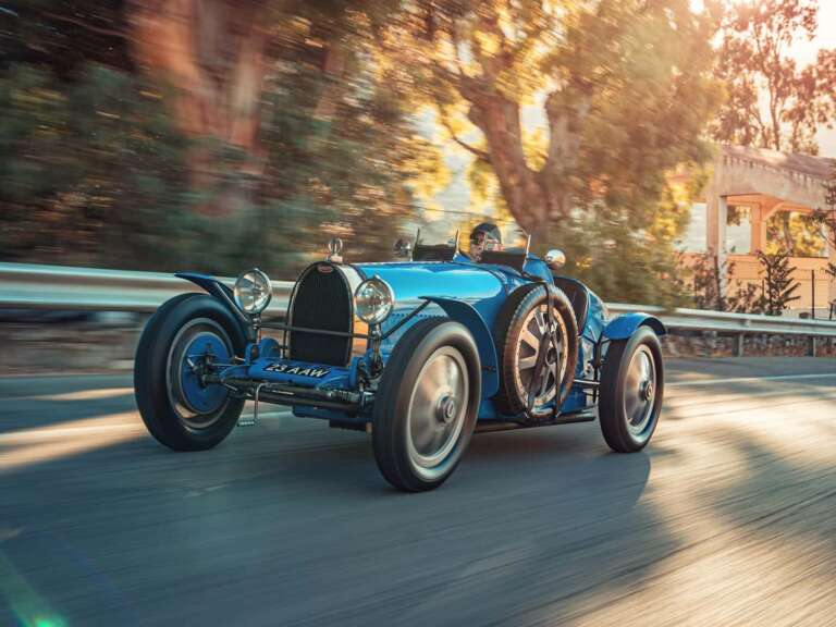 i-thryliki-bugatti-type-35-kleinei-100-chronia-707603