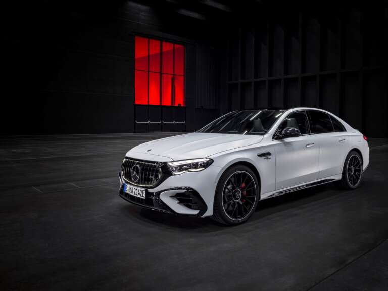 mercedes-amg-e53-i-apolyti-yvridiki-berlina-ton-612-ippon-706735