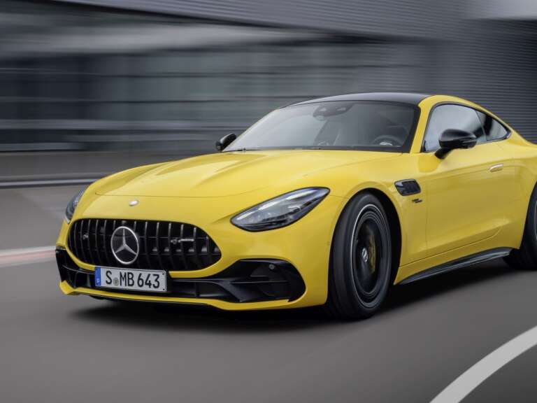 parousiastike-i-dilitri-mercedes-amg-gt-43-ton-421-ippon-707615