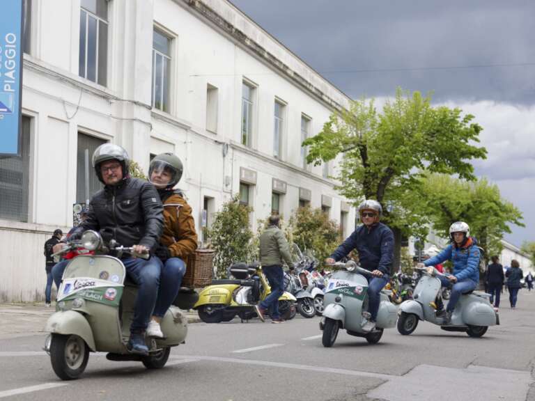 egkainiastike-i-diorganosi-vespa-world-days-2024-711571