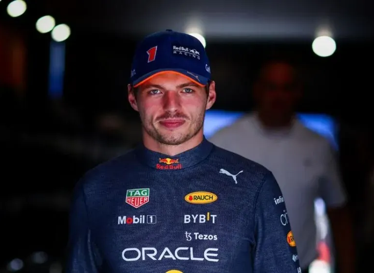 formoula-1-ston-max-verstappen-i-pole-position-gia-ton-agona-tis-kyriakis-711256