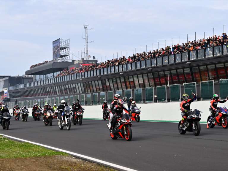 to-aprilia-all-stars-erchetai-stis-8-iouniou-715280