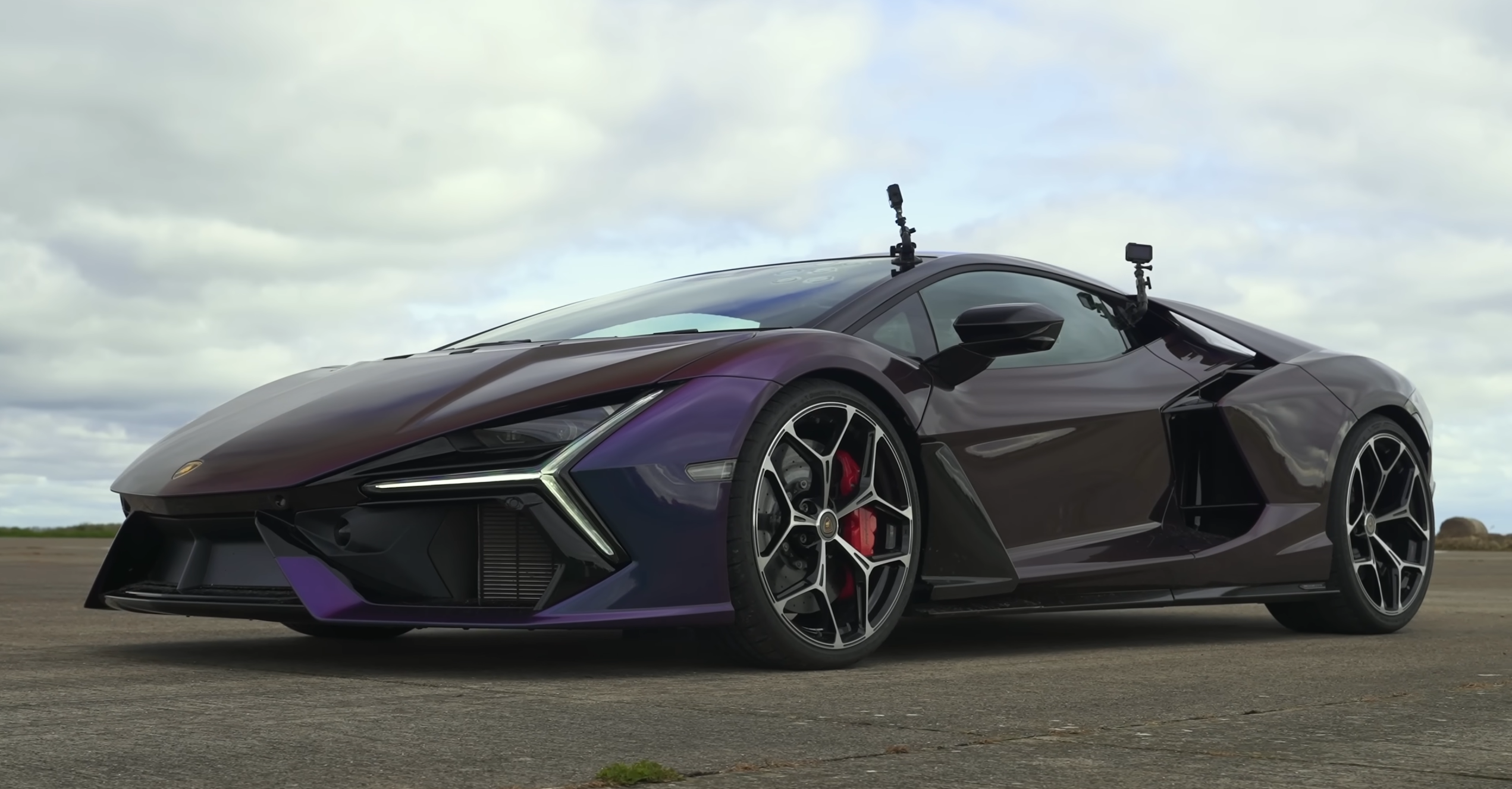 Lamborghini Revuelto