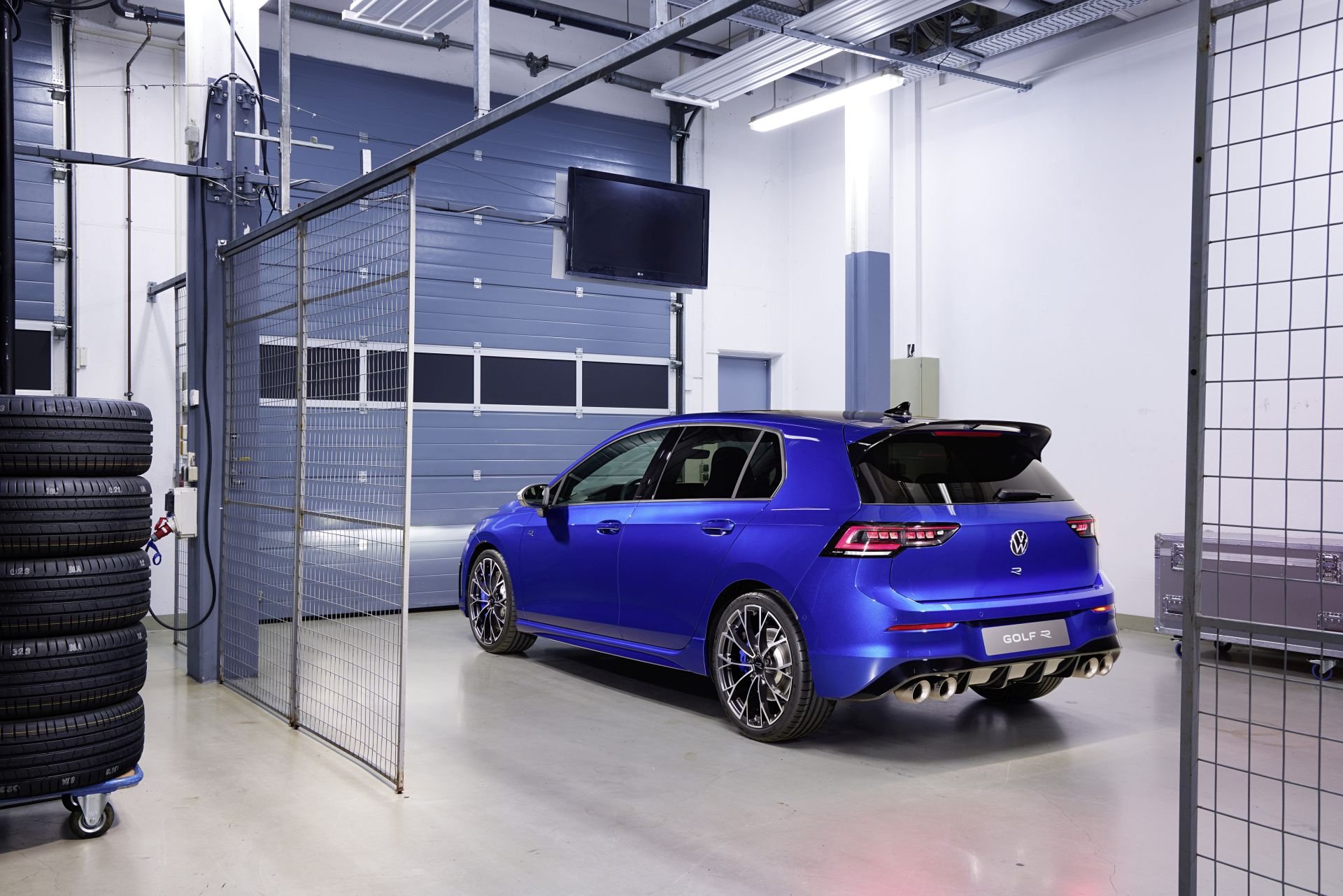 Golf R