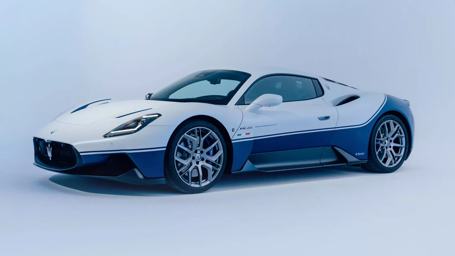 Maserati MC20