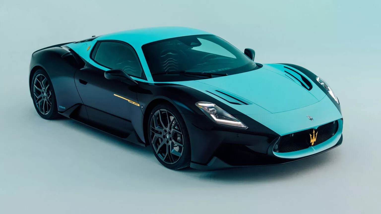Maserati MC20
