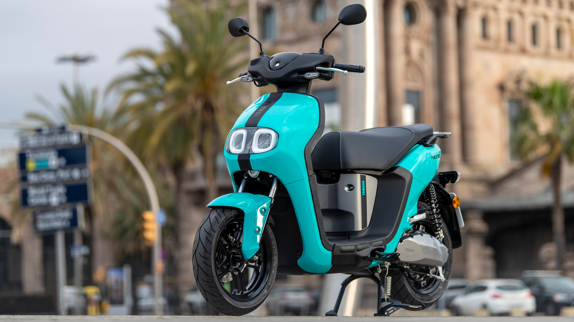 Yamaha NEO's Dual Battery