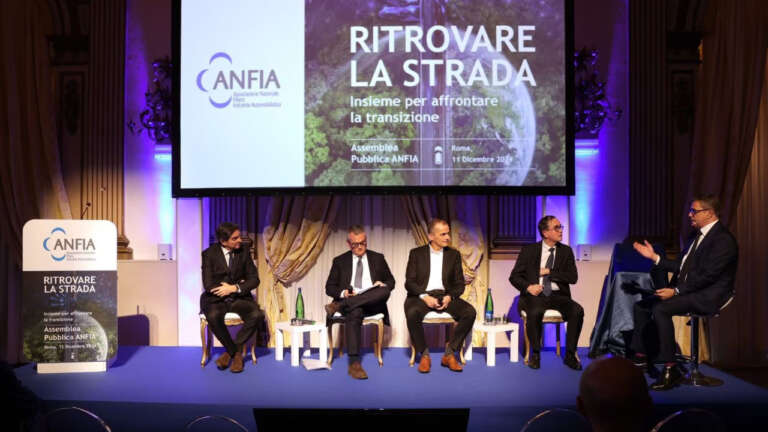 tria-ekatommyria-ligoteres-poliseis-to-2025-stin-evropi-743017