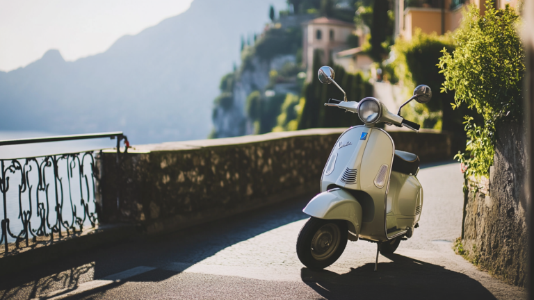 i-kardia-tis-klasikis-vespa-chtypa-stin-larisa-video-744963