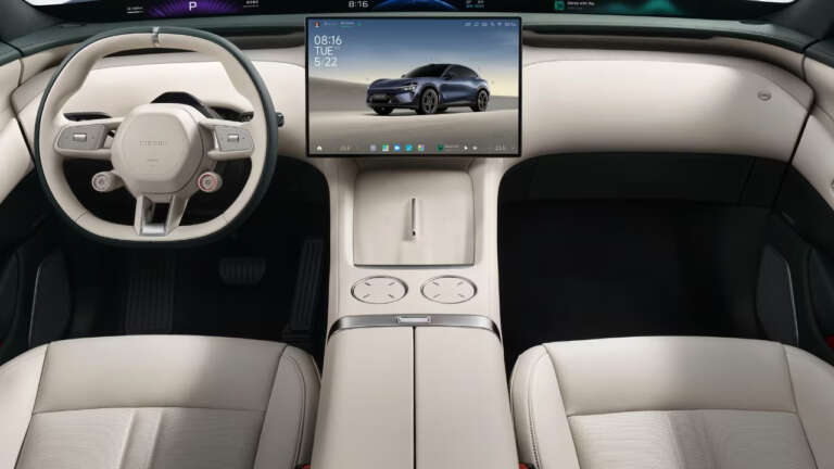 to-suv-pou-eiche-schedon-300-000-parangelies-se-mia-ora-ti-den-paei-kala-omos-759621