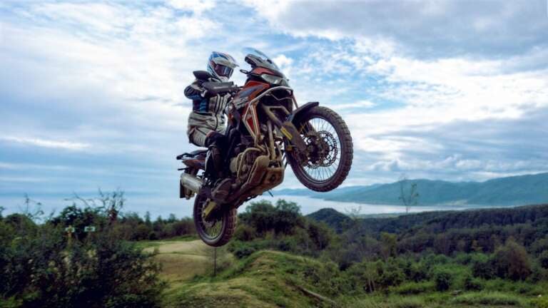 nees-synergasies-gia-tin-enischysi-ton-honda-adventure-roads-2025-760698