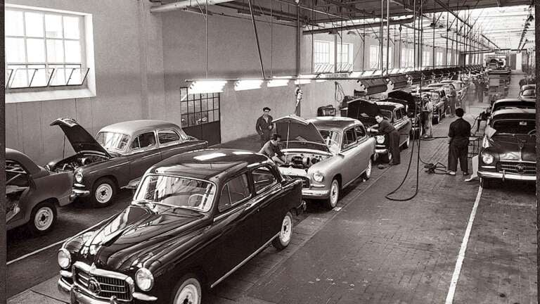 seat-75-chronia-istorias-schediazontas-to-mellon-758473