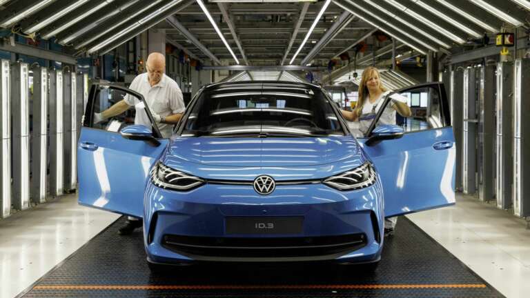 volkswagen-to-noumero-1-000-000-ilektriko-ochima-vgike-apo-to-ergostasio-tis-sto-zwickau-760462