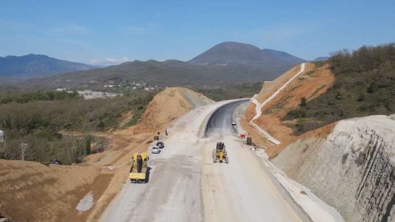 aftokinitodromos-e65-stin-teliki-eftheia-ta-erga-sto-voreio-tmima-vinteo-758184