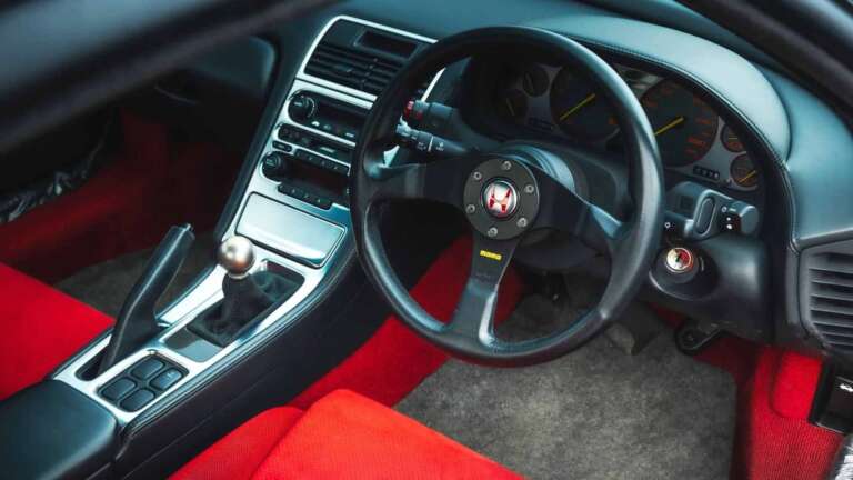 bes-mesa-sto-honda-nsx-r-tou-enos-ekatommyriou-761057