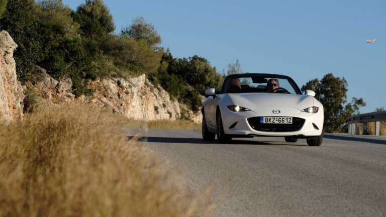 tha-einai-ilektriko-to-epomeno-mazda-mx-5-758305