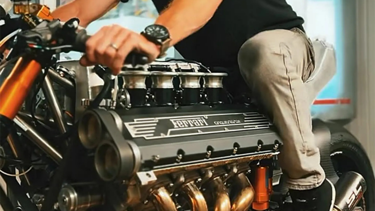motosykleta-me-v8-kinitira-tis-ferrari-757909