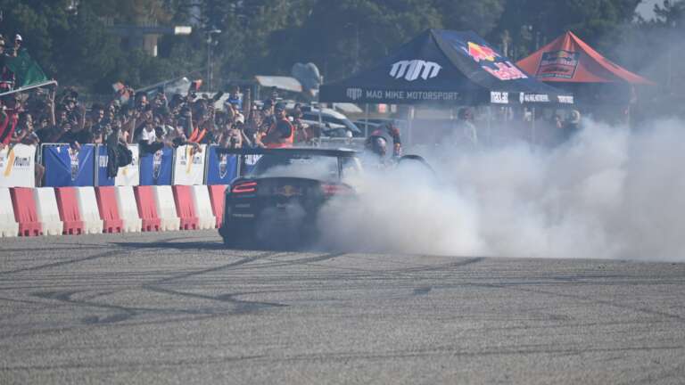 red-bull-showrun-2025-pandaisia-thoryvou-kai-dexiotechnias-sto-tatoi-761447