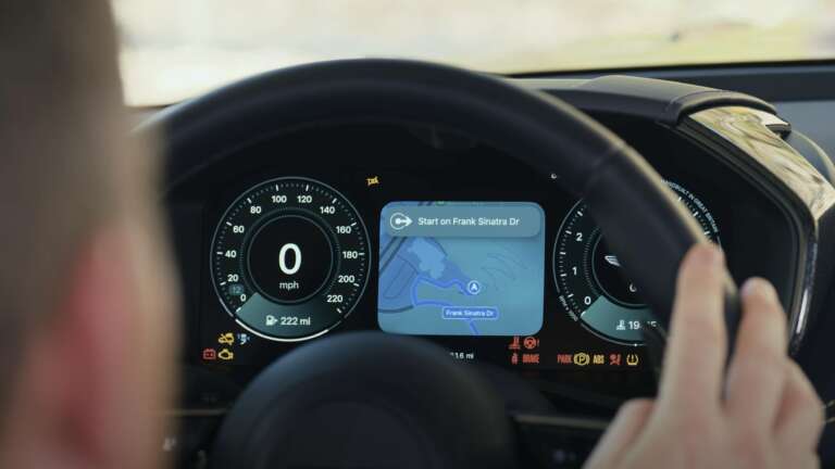 carplay-ultra-giati-i-apple-elegchei-ta-dashboards-kai-kapoioi-kataskevastes-lene-ochi-764724