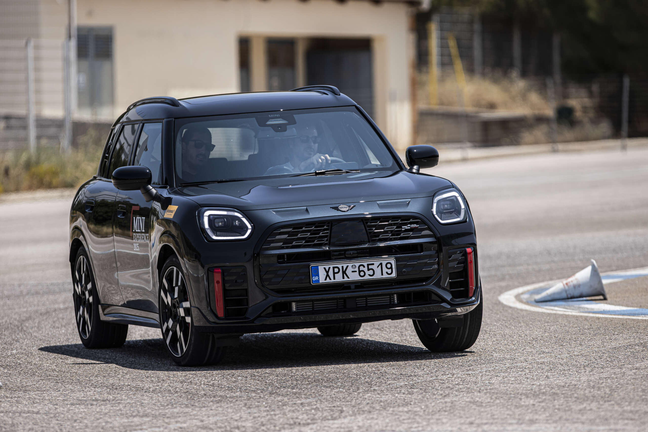 mini countryman JCW