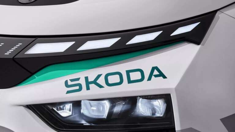i-skoda-kanei-tin-epanastasi-meionei-to-varos-ton-ilektrikon-kata-300-kila-762216