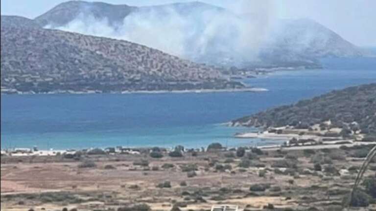 fotia-stin-palaia-fokaia-poioi-dromoi-einai-kleistoi-764771