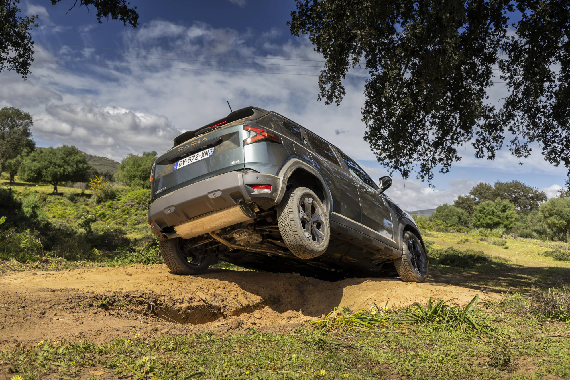 dacia duster SUV