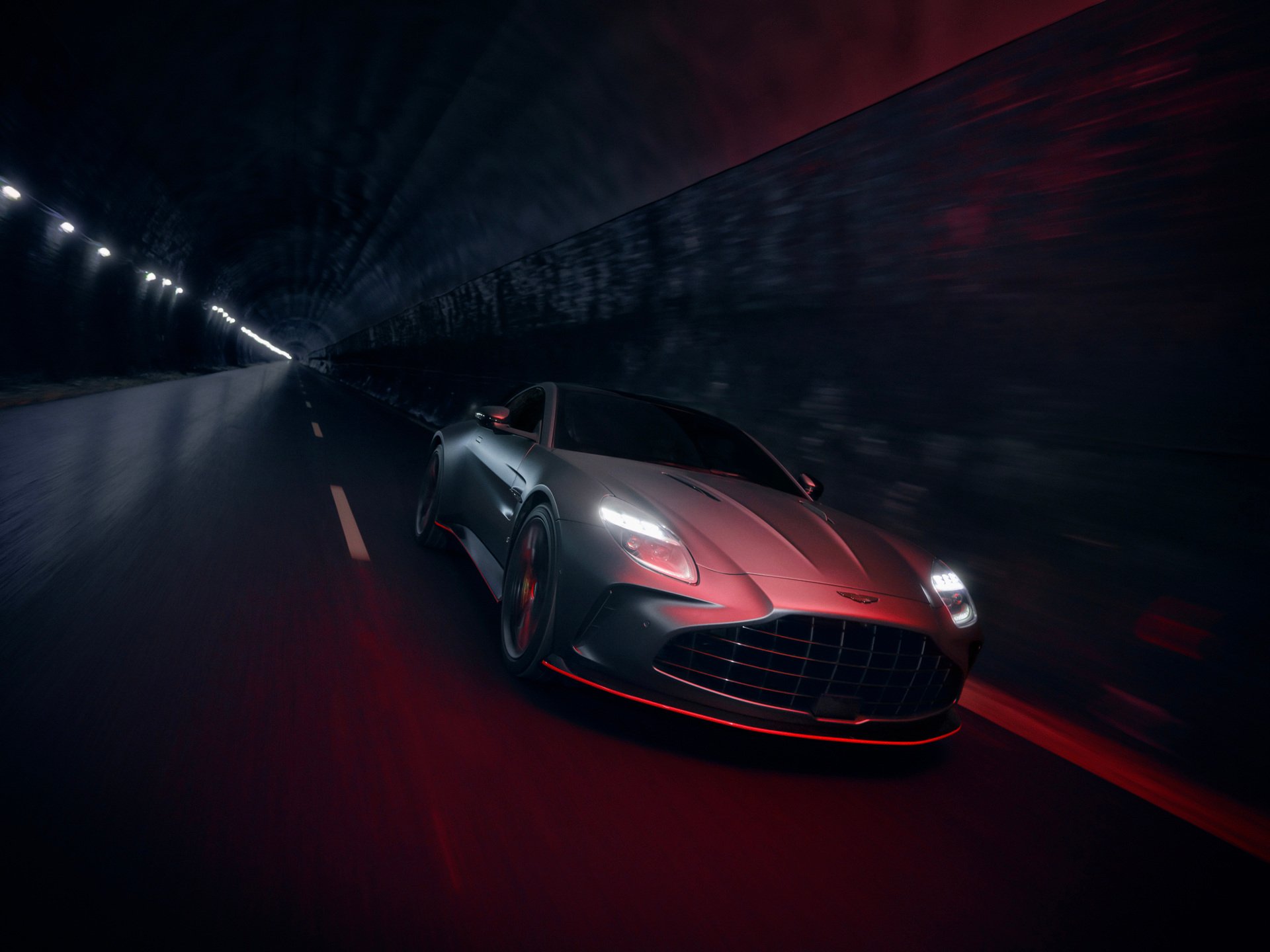Aston Martin Vantage S