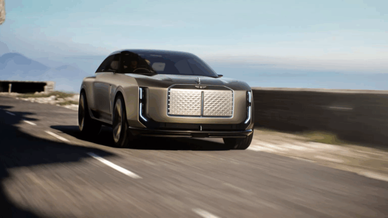 h-bentley-parousiase-to-proto-tis-ilektriko-kai-den-echei-oute-thesi-synodigou-766780