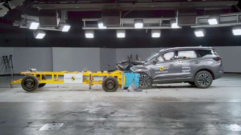 euroncap-poio-mesaio-suv-katafere-na-parei-5-asteria-766833