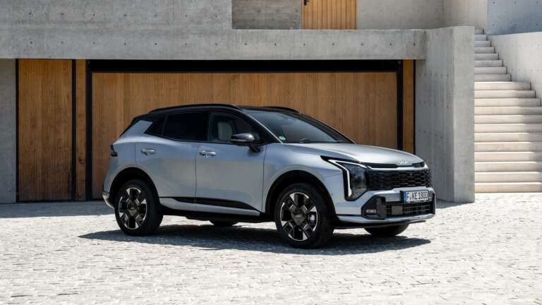 neo-kia-sportage-2-000-fthinotero-apo-to-proigoumeno-des-tis-protes-times-765805