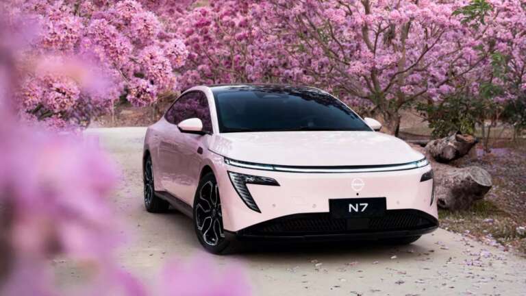 to-oikogeneiako-nissan-ton-14-230-evro-pou-kanei-patago-stin-kina-tha-erthei-ellada-765599